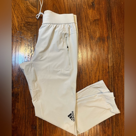 NWT! adidas AEROREADY Men's Designed 4 Training Pants Wonder Silver IL1402 - Picture 7 of 16